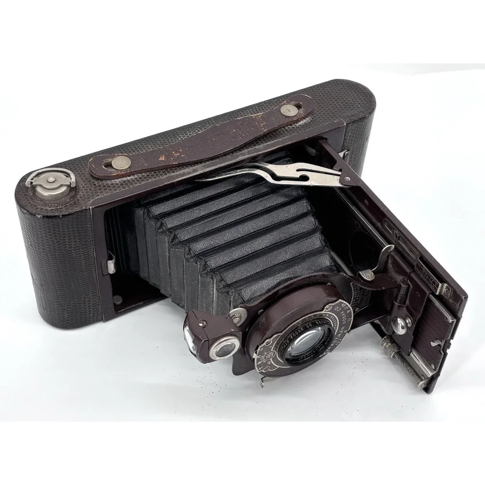 Vintage Kodak Rainbow Hawk-Eye No 2A Folding Special Camera 1930s Film TV Prop